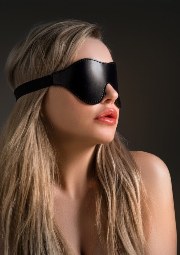 INTENSE DARK BLINDFOLD
