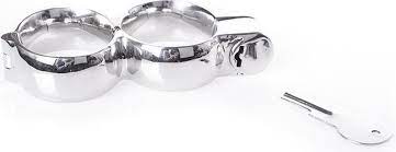 Irish 8 Handcuffs - M